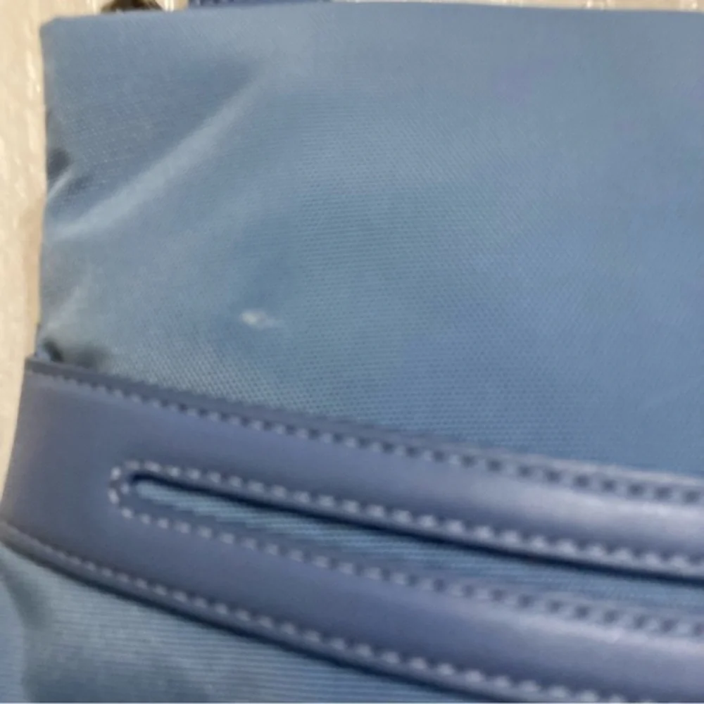 Tumi blue messenger bag nwt unisex